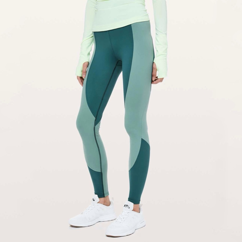 LULULEMON Wake and Train Legging Green Jasper Frosted Pine Running 12